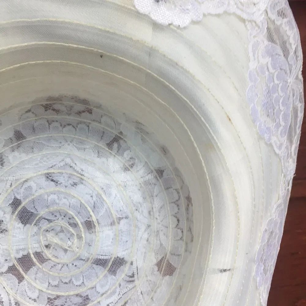 Vintage 1960’s T&G WEDDING HAT WITH VEIL - Picture 9 of 14